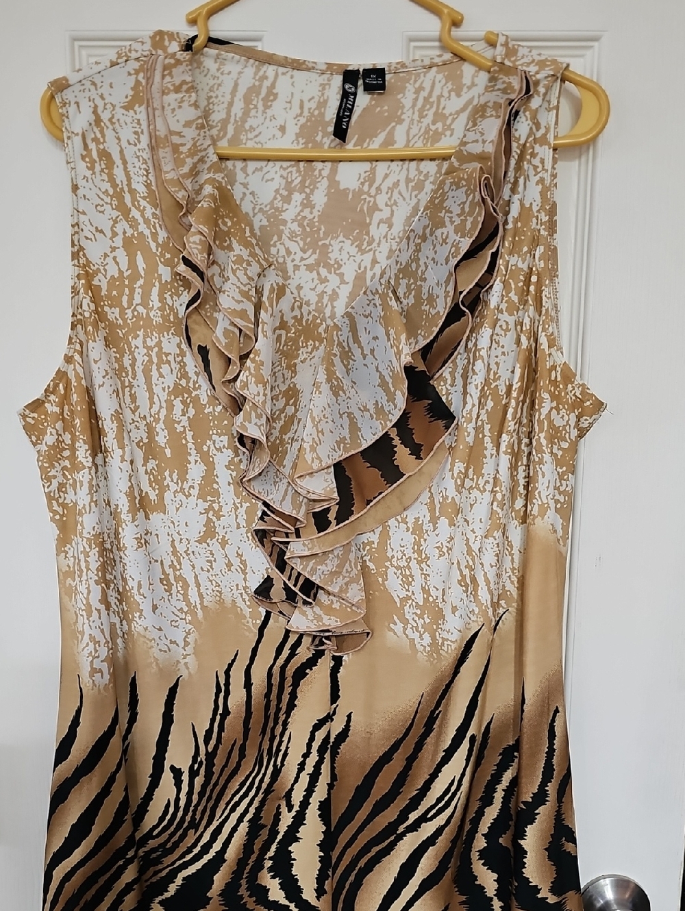 Milano Beige White Black Ruffle V-Neck Animal-Print Camisole